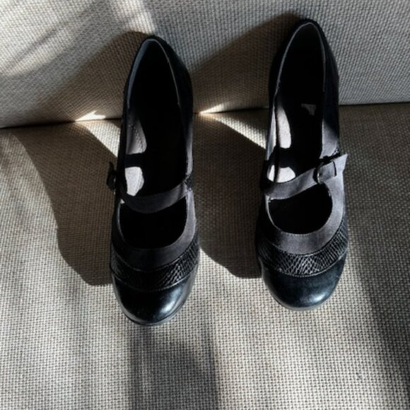 aerosoles mary jane shoes